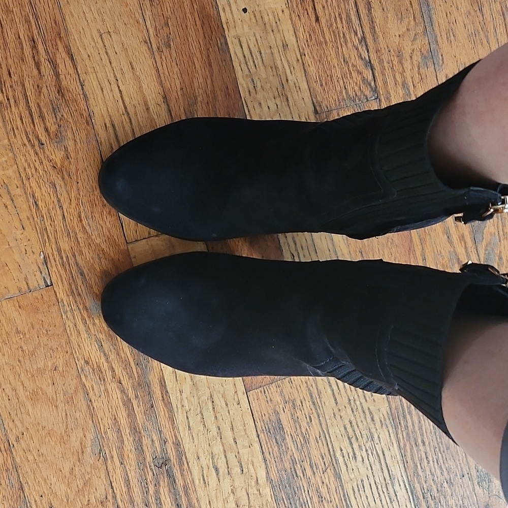 Vionic Black Ankle Booties - Picture 9 of 13